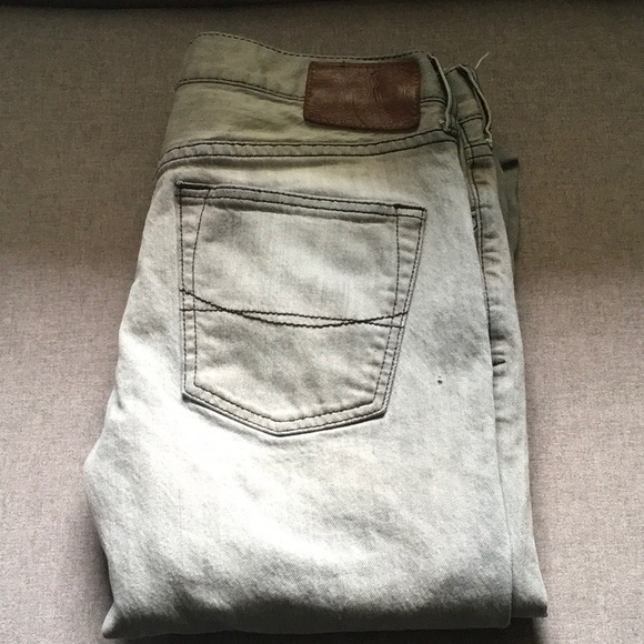 Bullhead Other - Bullhead Demin size 31x32 31w skinny Dillon grey 98% cotton 1% spandex
